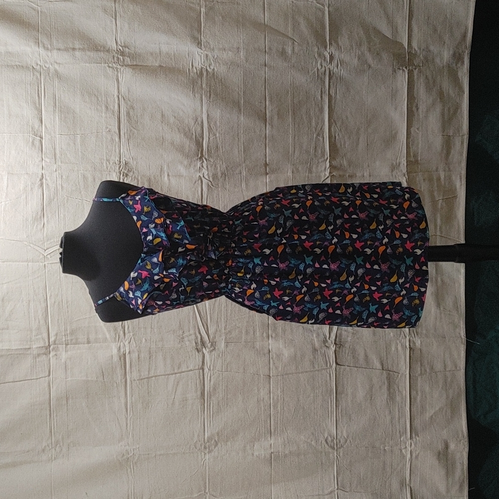 Red Camel Size Medium Dress